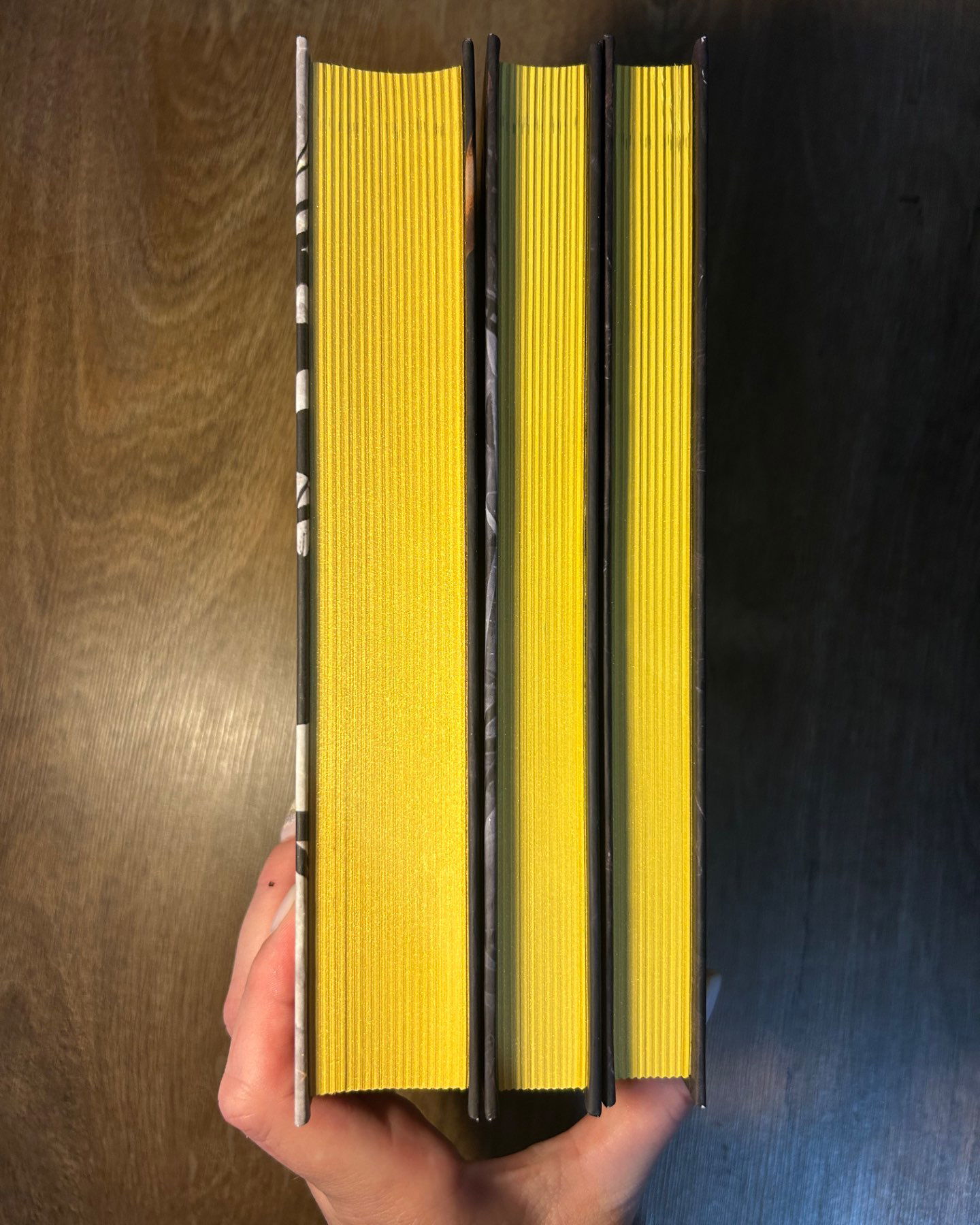 Блиск. Книга 1, Відблиск. Книга 2, Спалах. Книга 3-Рейвен Кеннеді