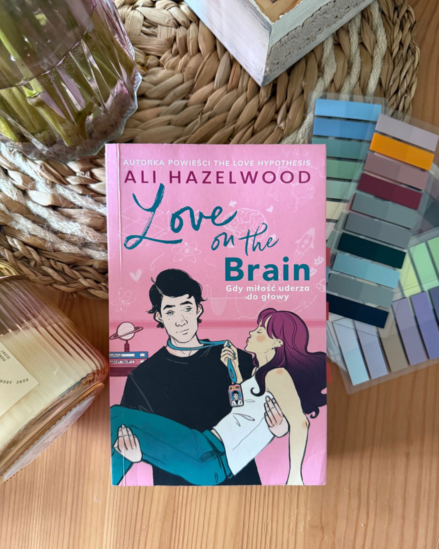 Ali Hazelwood-Love on the brain