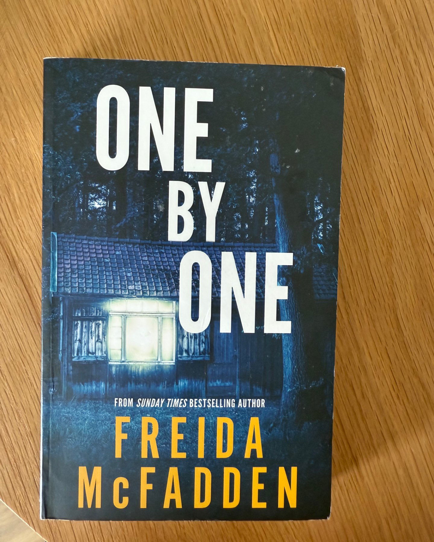 One by one-Freida McFadden