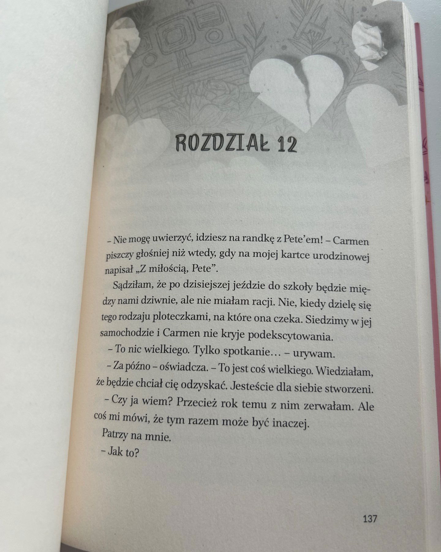 11 papierów serc-Kelsey Hartwell