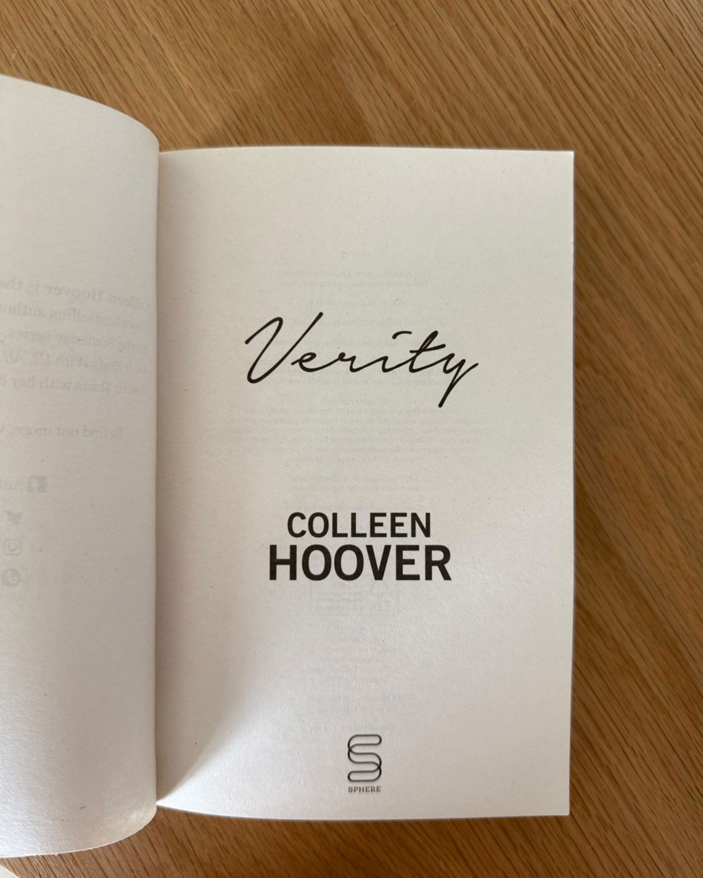 Verity-Colleen Hoover